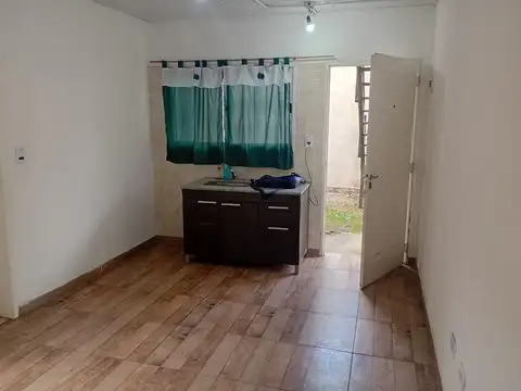 Departamento Dos Ambientes en Moreno