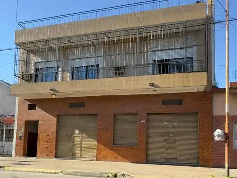 VENTA EN BLOCK  2 LOCALES COMERCIALES + VIVIENDA 4 AMBIENTES