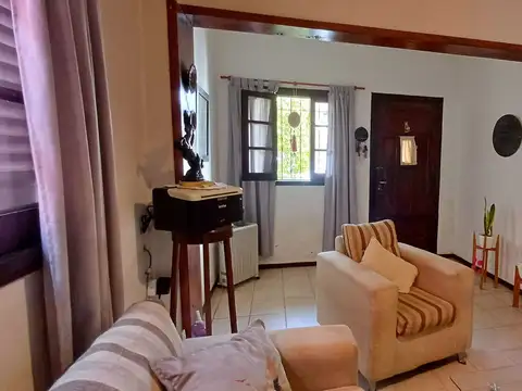 Casa en Venta en Remedios de Escalada, USD 95.000