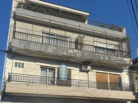 DEPARTAMENTO 3 AMBIENTES EN VENTA - RAMOS MEJIA