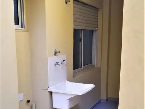 Depto Tipo Casa 2 ambientes con 1 baño