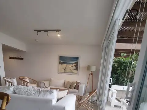 Departamento 4 ambientes con 3 baños