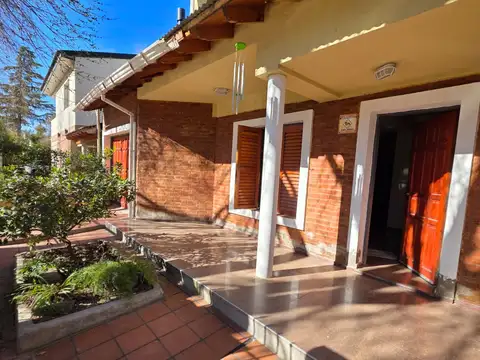 Venta Casa 4 Dormitorios - Cipolletti (B° Belgrano/Prieto) APTA CREDITO HIPOTECARIO