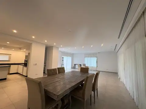 CASA EN ALQUILER HARAS SANTA MARIA