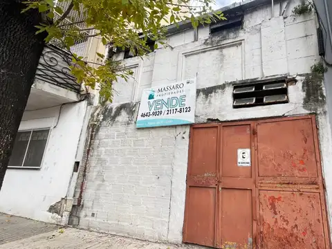 Avenida Mariano Acosta 200