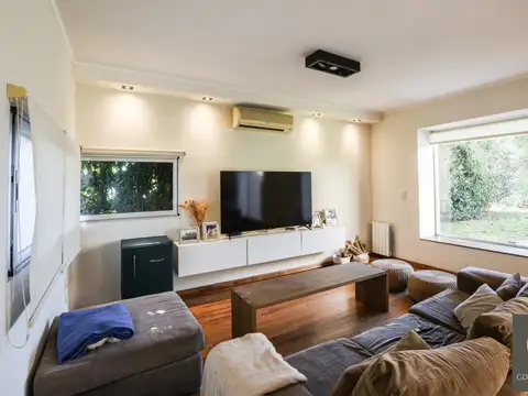 Casa 6 ambientes con 3 baños
