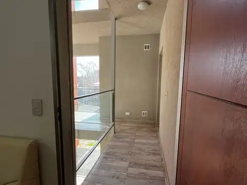 San Martín 500, Piso 2
