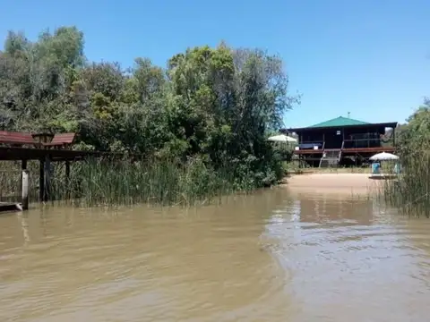 Casa en venta 4 ambientes en Abra Vieja