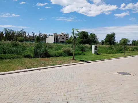 Terreno en Venta 12  mts Frente