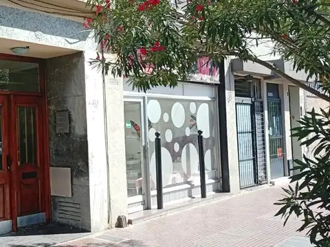 Asuncion 5200, Piso 1