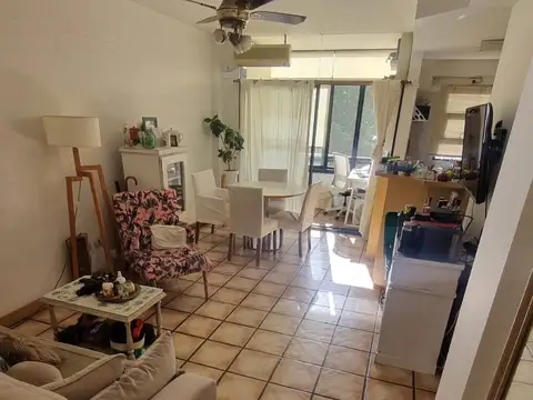 MUY LINDO 2 AMB CON COCHERA