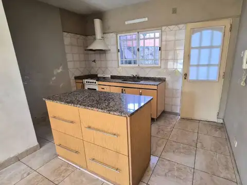 VENTA DUPLEX 3 AMBIENTES VILLA BOSCH  PATIO