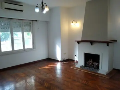 Depto Tipo Casa en Alquiler de 2 dormitorios