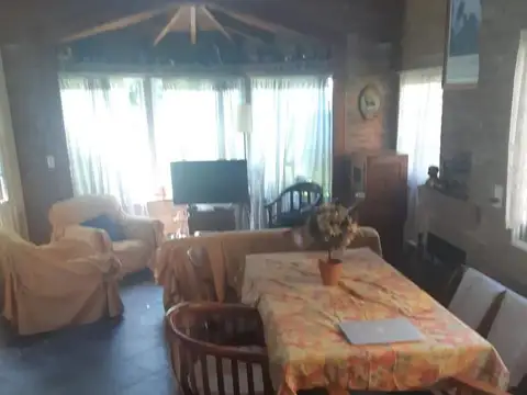 Casa en Alquiler Temporal con 1 cochera