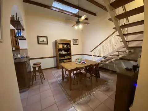 Depto Tipo Casa en Venta de 5 ambientes