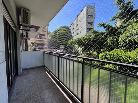Avenida Medrano 1700, Piso 1
