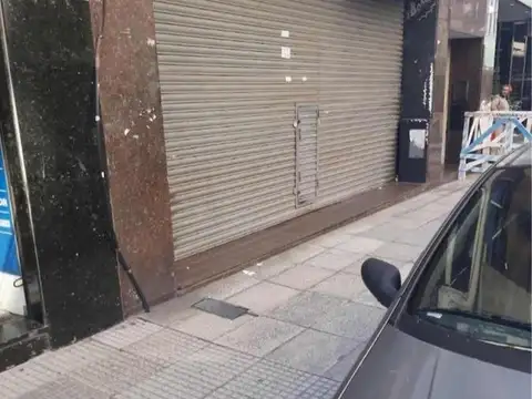 Paraná e/ Tucumán y Lavalle
