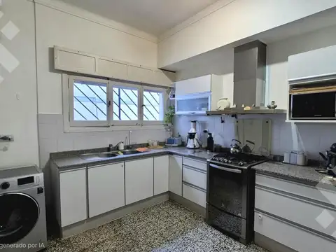 Casa en Venta en Plaza Huincul, USD 195.000