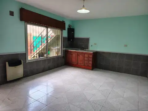 Depto Tipo Casa en Alquiler de 1 dormitorio