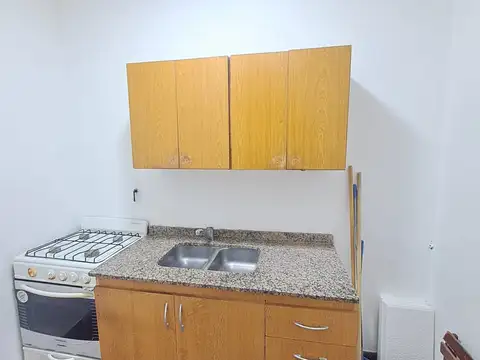 ALQUILA PH EN VILLA GENERAL MITRE