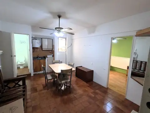 Depto 2 Amb de 35m2 en 2do Piso con Encargado. Excelente ubicacion (Uruguay y Cordoba) Retiro.