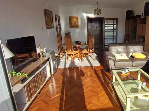 Andrés Latorre 4600