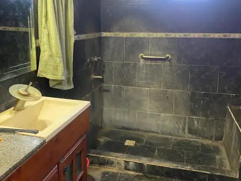 Casa en Venta en La Reja, USD 150.000
