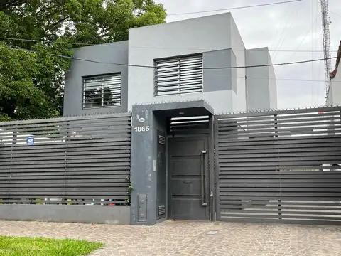 Adrogue excelente duplex 3 ambientes en alquiler