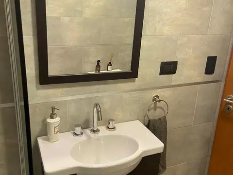 Depto Tipo Casa en Alquiler en Adrogue, $ 1.200.000