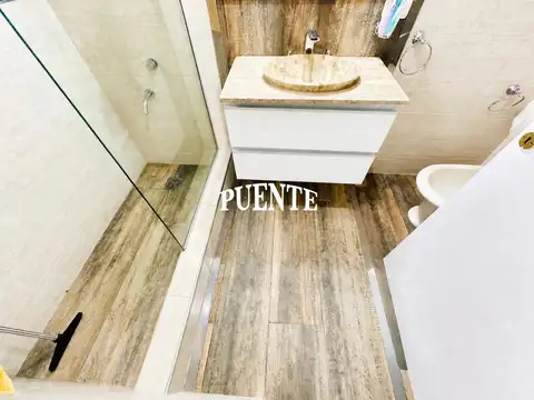 Casa 6 ambientes con 4 baños