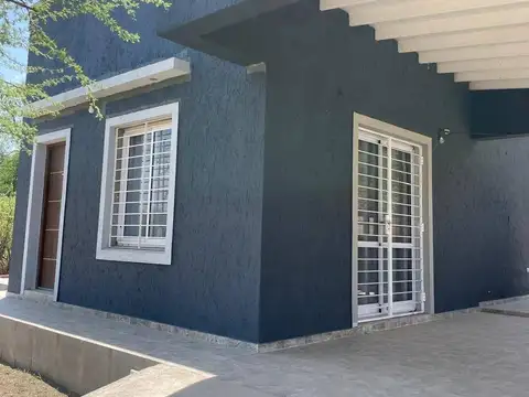 Casa en venta de 2 dormitorios c/ cochera en Merlo