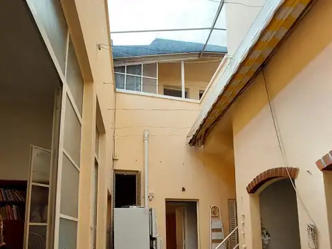 ARANGUREN JUAN FELIPE DR. 100