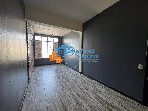 Oficina en Alquiler en Ramos Mejía, $ 700.000