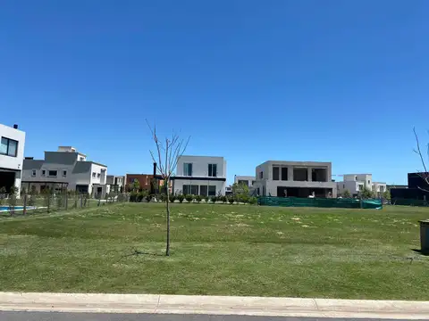 Terreno en Venta en Nordelta Carpinchos, USD 235.000