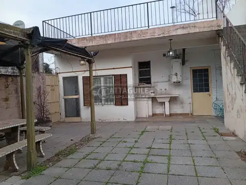 Depto Tipo Casa en Alquiler al Oeste