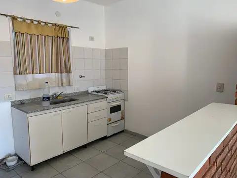 Depto Tipo Casa en Alquiler de 3 ambientes