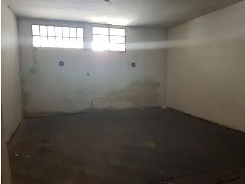 CERRITO 300, SE ALQUILA, GARAGE Y FABRICA, 2000M2 CUB Y 600