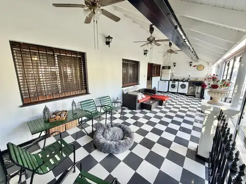 Casa en Venta en Olivos Uzal / Panamericana, USD 455.000