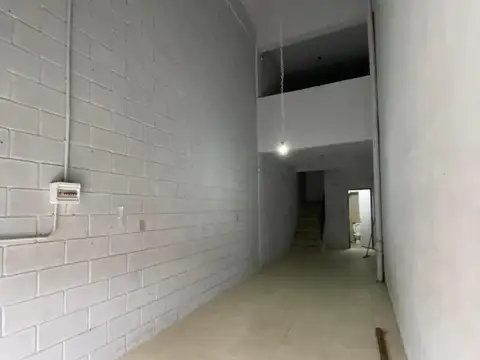 Galpon en Alquiler en Flores, $ 1.300.000