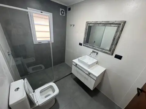 Depto Tipo Casa en Alquiler de 3 ambientes