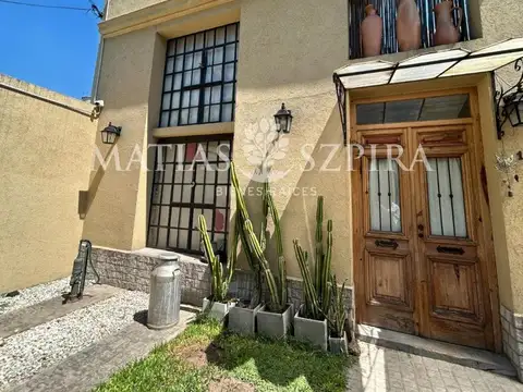 Venta casa 5 ambientes  en Villa Luzuriaga