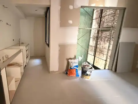 Departamento en Venta en San Isidro Vías / Rolon, USD 256.000