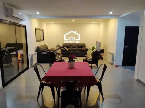 Casa  en Alquiler en San Eduardo, Pilar del Este, Pilar