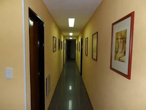 Oficina en Venta en Villa Luzuriaga, USD 239.950