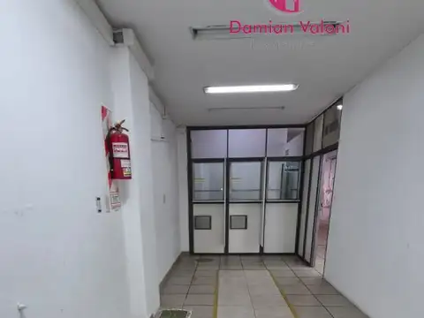 Local en Venta en Villa del Parque, USD 410.000