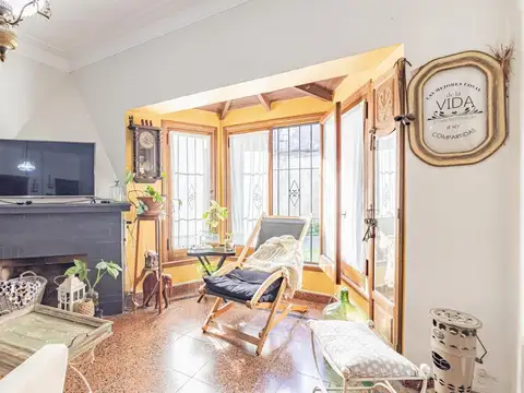 Casa en  venta en City Bell. 3 Dormitorios