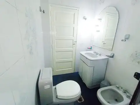 Depto Tipo Casa en Venta con 1 cocheras