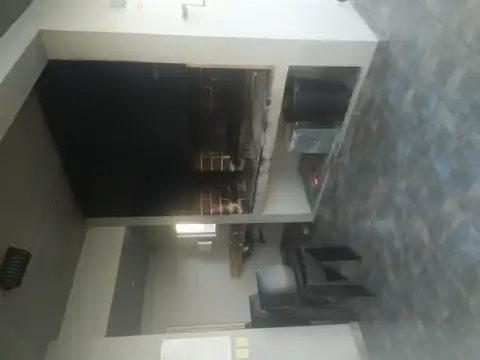 Monoambiente con balcon al contrafrente, muy luminoso, reformado full a estrenar, apto prof. con amenities. Seguridad.