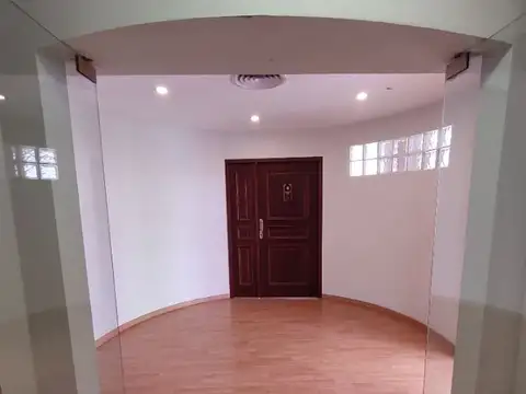 Diag 73 esquina 48 - EDIFICIO COMERCIAL con terraza