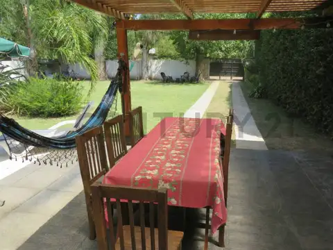 VENTA CASA QUINTA 3AMB COMO NUEVA-OPORTUNIDA EXCLUSIVA   POSIBILIDAD DE PERMUTA.
